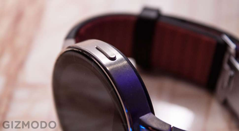 Illustration for article titled Probamos el primer smartwatch de Alcatel: un reloj de principiantes